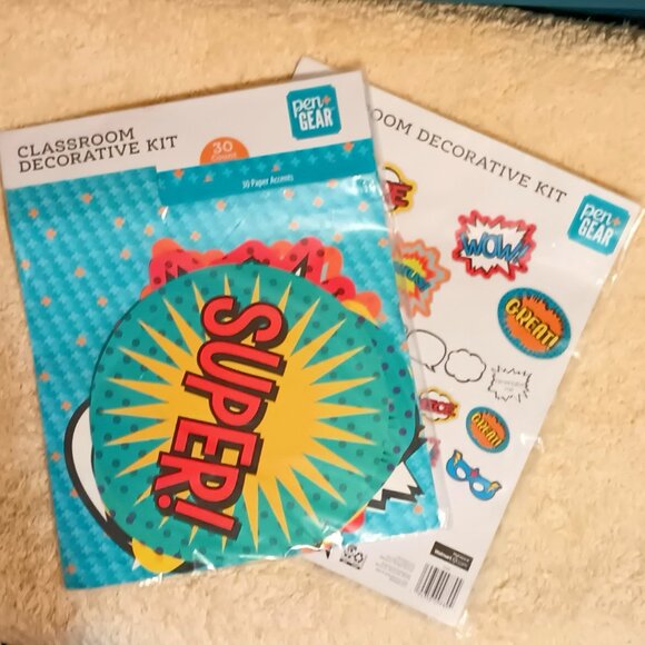 NWT ~ Pen + Gear's Superhero Theme Classroom Decorrative Kit /Kids' B-day Decor - Picture 1 of 3
